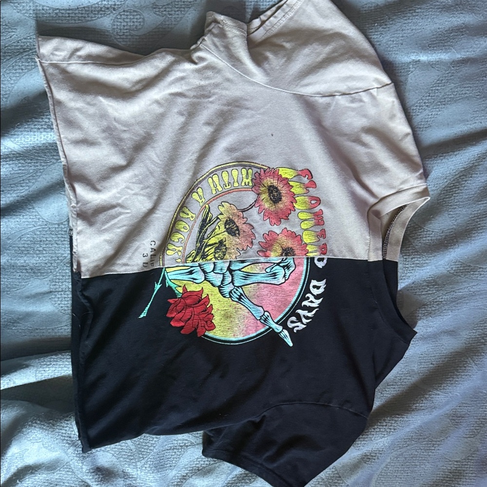 Fifth Sun Black and Tan Graphic Tee